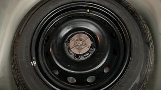 Used 2017 Maruti Suzuki Ignis [2017-2020] Delta AMT Petrol Petrol Automatic tyres SPARE TYRE VIEW
