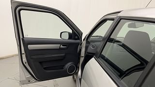 Used 2010 Maruti Suzuki Swift [2007-2011] VXi Petrol Manual interior LEFT FRONT DOOR OPEN VIEW