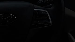 Used 2018 Hyundai Verna [2017-2020] 1.6 VTVT SX (O) AT Petrol Automatic top_features Cruise control