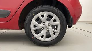Used 2017 Hyundai Grand i10 [2017-2020] Magna 1.2 Kappa VTVT Petrol Manual tyres LEFT REAR TYRE RIM VIEW
