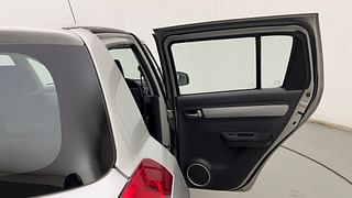 Used 2010 Maruti Suzuki Swift [2007-2011] VXi Petrol Manual interior RIGHT REAR DOOR OPEN VIEW