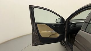Used 2014 Honda City [2014-2017] V Petrol Manual interior LEFT FRONT DOOR OPEN VIEW