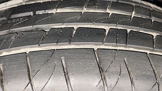 Used 2018 Maruti Suzuki Vitara Brezza [2016-2020] VDi Diesel Manual tyres LEFT REAR TYRE TREAD VIEW