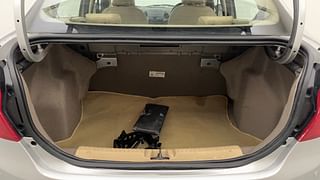 Used 2016 Ford Figo Aspire [2015-2019] Titanium 1.2 Ti-VCT Petrol Manual interior DICKY INSIDE VIEW
