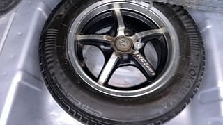 Used 2011 Maruti Suzuki Swift Dzire [2008-2012] VDI Diesel Manual tyres SPARE TYRE VIEW