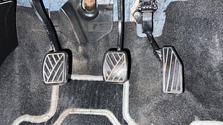 Used 2020 Maruti Suzuki Swift [2017-2021] LXI Petrol Manual interior PEDALS VIEW