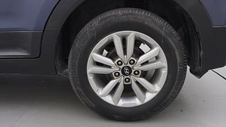 Used 2016 Hyundai Creta [2015-2018] 1.6 SX Plus Petrol Petrol Manual tyres LEFT REAR TYRE RIM VIEW