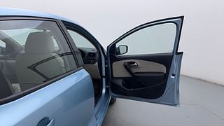 Used 2012 Volkswagen Polo [2010-2014] Comfortline 1.2L (P) Petrol Manual interior RIGHT FRONT DOOR OPEN VIEW
