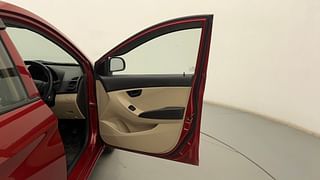 Used 2013 Hyundai Eon [2011-2018] Era + Petrol Manual interior RIGHT FRONT DOOR OPEN VIEW