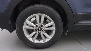 Used 2016 Hyundai Creta [2015-2018] 1.6 SX Plus Petrol Petrol Manual tyres RIGHT REAR TYRE RIM VIEW