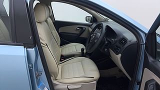Used 2012 Volkswagen Polo [2010-2014] Comfortline 1.2L (P) Petrol Manual interior RIGHT SIDE FRONT DOOR CABIN VIEW