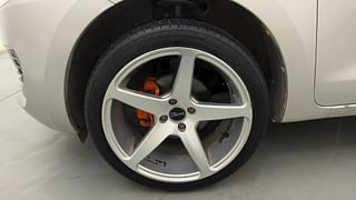 Used 2022 Maruti Suzuki Swift LXI Petrol Manual tyres LEFT FRONT TYRE RIM VIEW