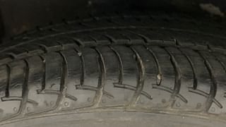 Used 2017 Maruti Suzuki Celerio ZXI Petrol Manual tyres RIGHT REAR TYRE TREAD VIEW