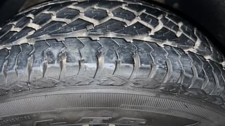 Used 2019 Mahindra XUV500 [2018-2021] W7 Diesel Manual tyres LEFT FRONT TYRE TREAD VIEW