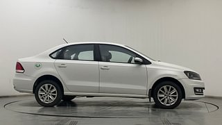 Used 2016 Volkswagen Vento [2015-2019] Highline Petrol AT Petrol Automatic exterior RIGHT SIDE VIEW