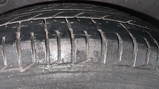 Used 2014 hyundai i10 Sportz 1.1 Petrol Petrol Manual tyres RIGHT REAR TYRE TREAD VIEW