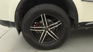 Used 2019 Mahindra XUV500 [2018-2021] W7 Diesel Manual tyres RIGHT REAR TYRE RIM VIEW