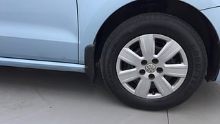 Used 2012 Volkswagen Polo [2010-2014] Comfortline 1.2L (P) Petrol Manual tyres RIGHT FRONT TYRE RIM VIEW