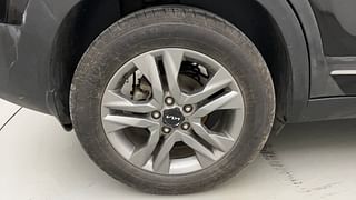 Used 2022 Kia Seltos HTX G Petrol Manual tyres RIGHT REAR TYRE RIM VIEW