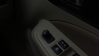 Used 2018 Maruti Suzuki Dzire [2017-2020] VXI Petrol Manual top_features Adjustable ORVM