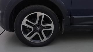 Used 2016 Tata Hexa XT 4x2 6 STR Diesel Manual tyres LEFT FRONT TYRE RIM VIEW