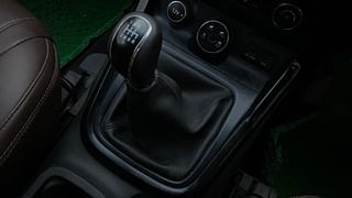 Used 2016 Tata Hexa XT 4x2 6 STR Diesel Manual interior GEAR  KNOB VIEW