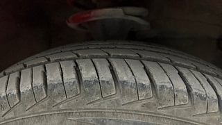 Used 2012 Hyundai i10 [2010-2016] Sportz AT Petrol Petrol Automatic tyres RIGHT FRONT TYRE TREAD VIEW