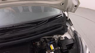 Used 2014 Hyundai Xcent [2014-2017] S (O) Petrol Petrol Manual engine ENGINE LEFT SIDE HINGE & APRON VIEW
