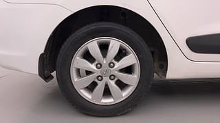 Used 2014 Hyundai Xcent [2014-2017] S (O) Petrol Petrol Manual tyres RIGHT REAR TYRE RIM VIEW