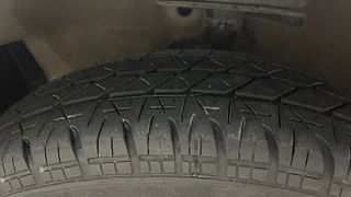 Used 2016 Maruti Suzuki Ritz [2012-2017] Ldi Diesel Manual tyres LEFT FRONT TYRE TREAD VIEW