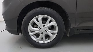 Used 2018 Honda Amaze 1.2 V CVT Petrol Petrol Automatic tyres LEFT FRONT TYRE RIM VIEW
