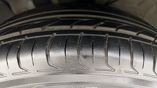 Used 2018 Hyundai Creta [2015-2018] 1.6 SX (O) Diesel Manual tyres LEFT FRONT TYRE TREAD VIEW