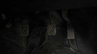 Used 2016 Maruti Suzuki Ritz [2012-2017] Ldi Diesel Manual interior PEDALS VIEW