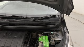 Used 2019 Hyundai Xcent [2017-2019] S Petrol Petrol Manual engine ENGINE LEFT SIDE HINGE & APRON VIEW