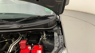 Used 2017 Maruti Suzuki Wagon R 1.0 [2010-2019] VXi Petrol Manual engine ENGINE LEFT SIDE HINGE & APRON VIEW