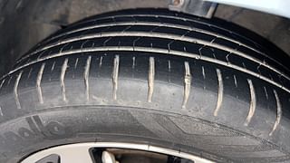 Used 2022 Toyota Glanza V AMT Petrol Automatic tyres LEFT FRONT TYRE TREAD VIEW