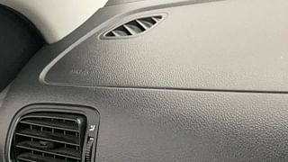 Used 2020 volkswagen Vento Comfortline Petrol Petrol Manual top_features Airbags