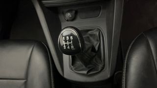 Used 2017 Ford Figo Aspire [2015-2019] Titanium 1.2 Ti-VCT Petrol Manual interior GEAR  KNOB VIEW