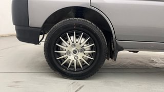 Used 2022 Maruti Suzuki Eeco AC(O) 5 STR Petrol Manual tyres LEFT FRONT TYRE RIM VIEW