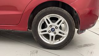 Used 2017 Ford Figo Aspire [2015-2019] Titanium 1.2 Ti-VCT Petrol Manual tyres LEFT REAR TYRE RIM VIEW