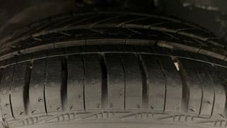 Used 2014 Ford Figo [2010-2015] Duratec Petrol EXI 1.2 Petrol Manual tyres RIGHT FRONT TYRE TREAD VIEW
