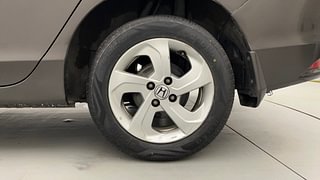 Used 2015 Honda City [2014-2017] V Diesel Diesel Manual tyres LEFT REAR TYRE RIM VIEW