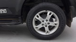 Used 2016 Mahindra Scorpio [2014-2017] S10 Diesel Manual tyres LEFT REAR TYRE RIM VIEW