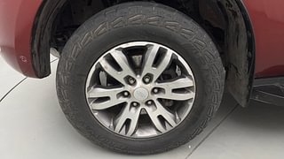 Used 2018 Ford Endeavour [2016-2020] Titanium 3.2 4x4 AT Diesel Automatic tyres LEFT FRONT TYRE RIM VIEW