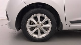 Used 2014 Hyundai Grand i10 [2013-2017] Asta AT 1.2 Kappa VTVT Petrol Automatic tyres LEFT FRONT TYRE RIM VIEW