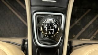 Used 2018 Maruti Suzuki Ciaz Delta Petrol Petrol Manual interior GEAR  KNOB VIEW