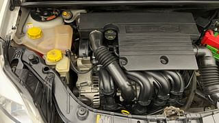 Used 2014 Ford Figo [2010-2015] Duratec Petrol EXI 1.2 Petrol Manual engine ENGINE RIGHT SIDE VIEW