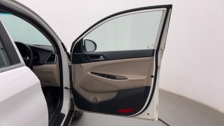 Used 2016 hyundai Tucson GLS 2WD AT Diesel Diesel Automatic interior RIGHT FRONT DOOR OPEN VIEW