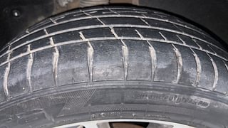 Used 2016 hyundai Tucson GLS 2WD AT Diesel Diesel Automatic tyres RIGHT REAR TYRE TREAD VIEW