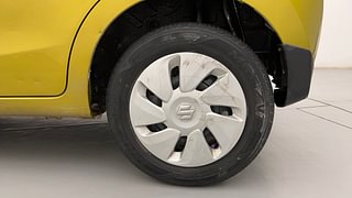 Used 2014 Maruti Suzuki Celerio VXI AMT Petrol Automatic tyres LEFT REAR TYRE RIM VIEW
